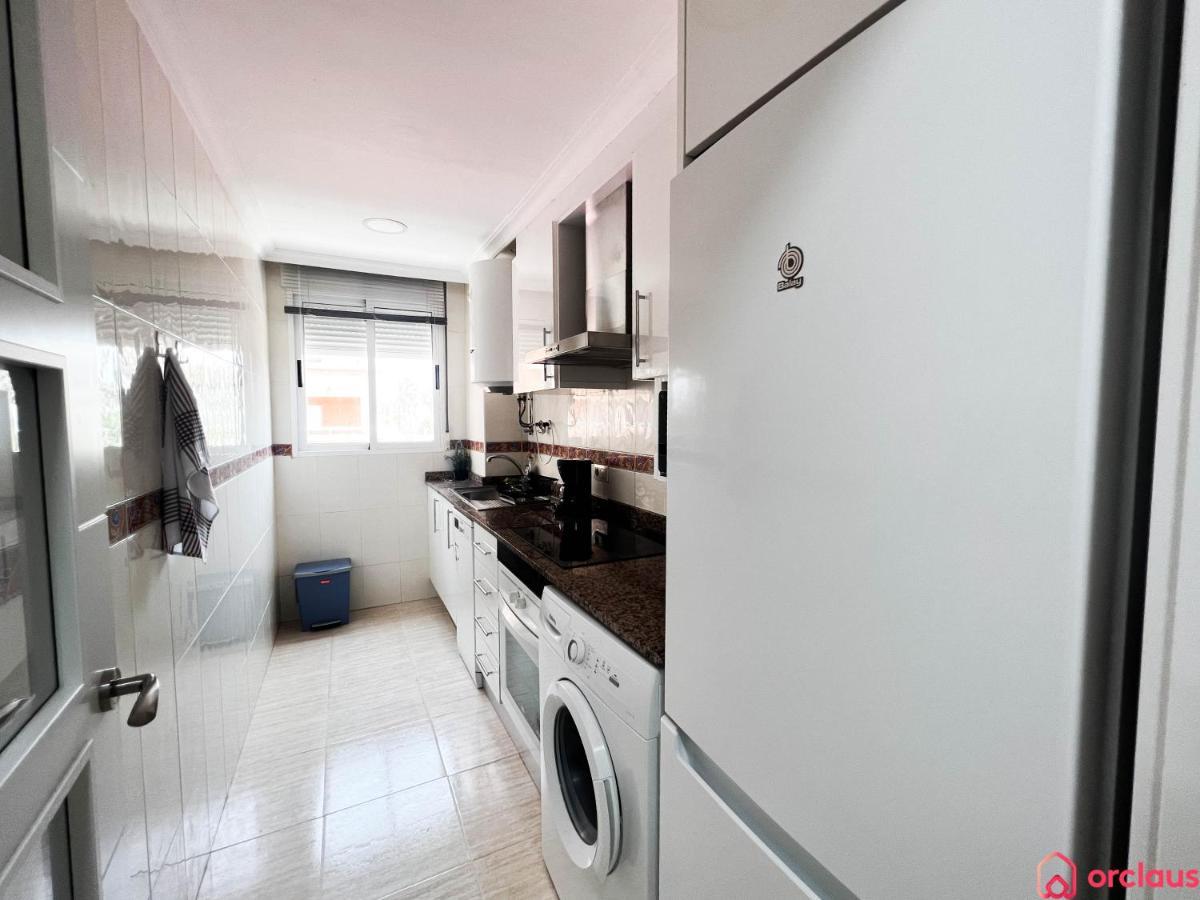 Modern Apartment In Front Of The Mediterranean Оропеса дел Мар Екстериор снимка