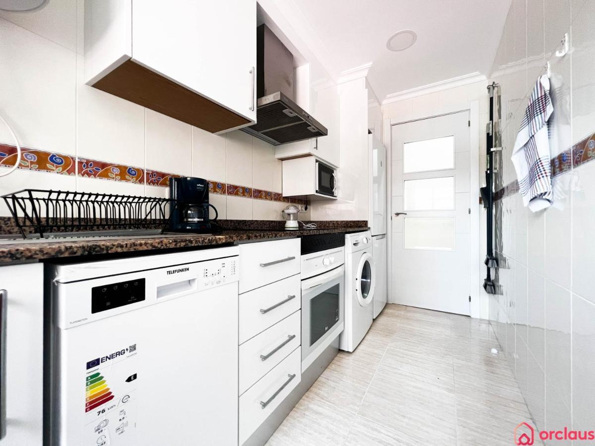Modern Apartment In Front Of The Mediterranean Оропеса дел Мар Екстериор снимка