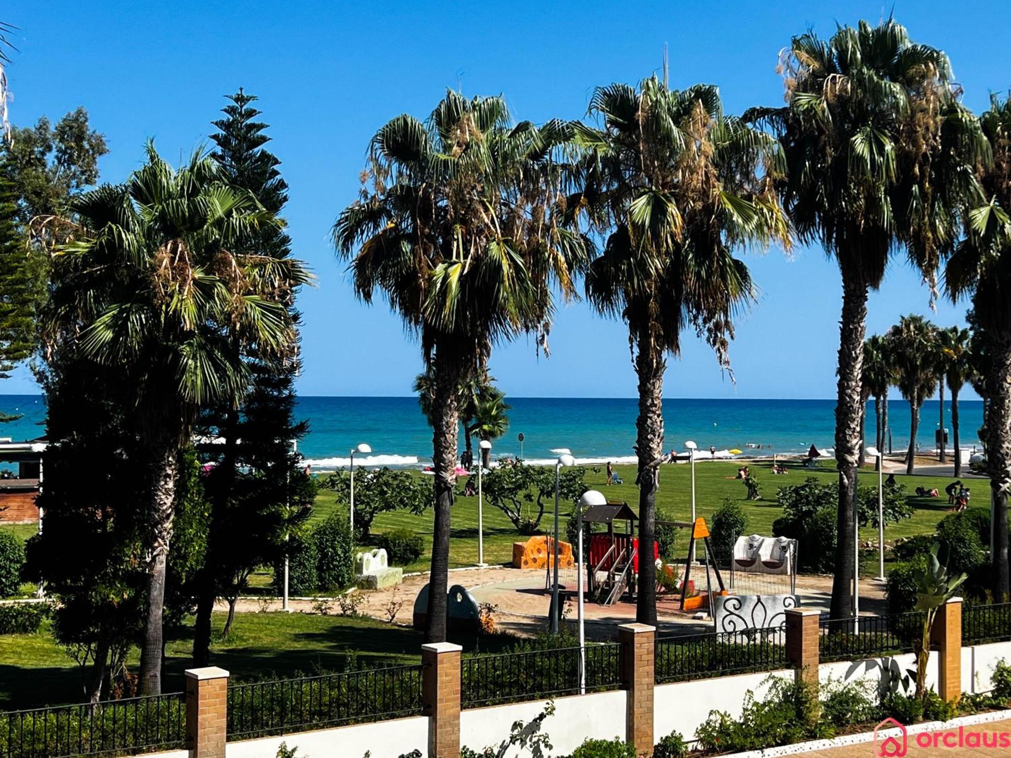 Modern Apartment In Front Of The Mediterranean Оропеса дел Мар Екстериор снимка
