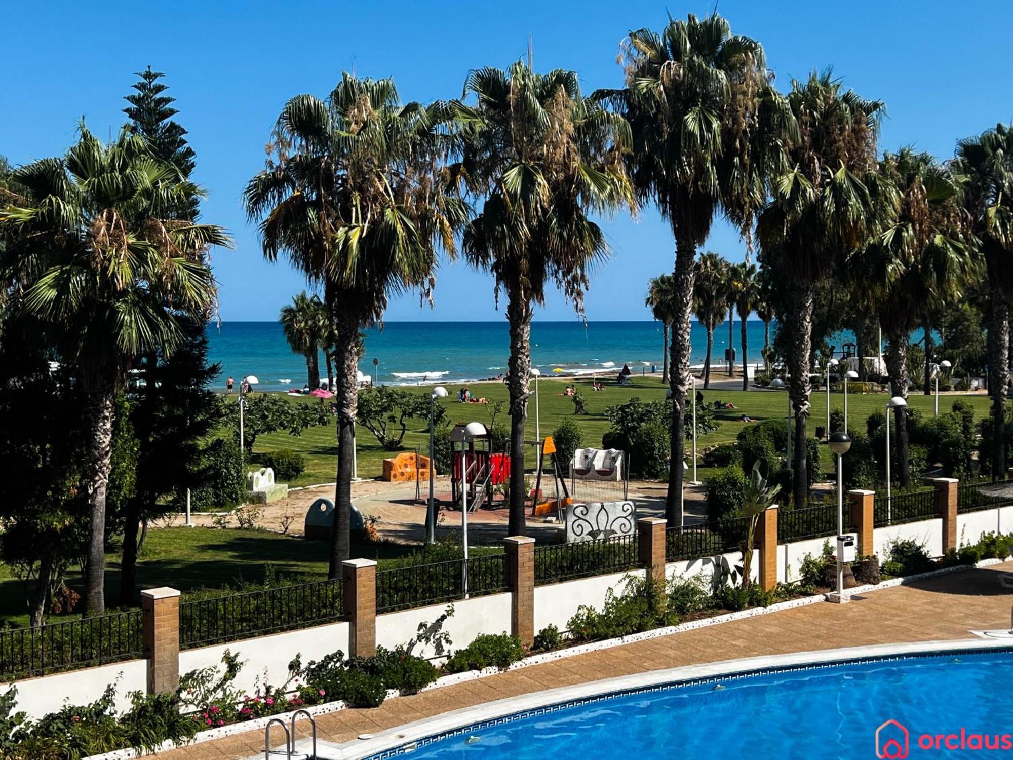 Modern Apartment In Front Of The Mediterranean Оропеса дел Мар Екстериор снимка